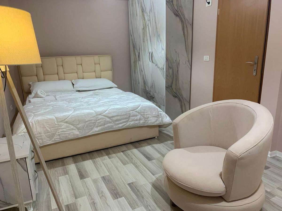 Two Bedroom Villa Tiranë Ngoại thất bức ảnh